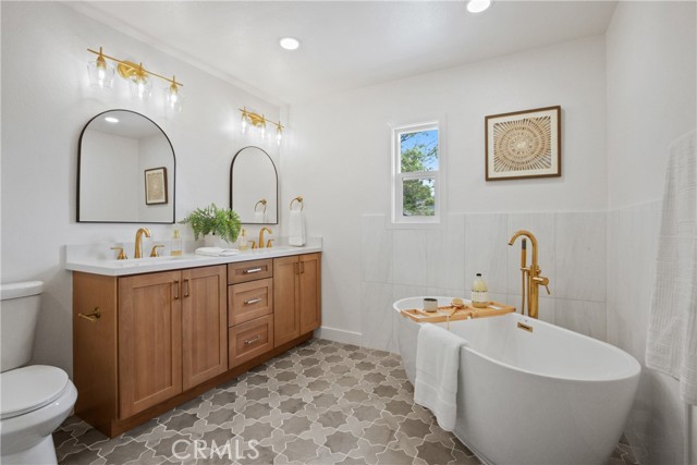 Detail Gallery Image 12 of 25 For 24711 Acropolis, Mission Viejo,  CA 92691 - 5 Beds | 3 Baths