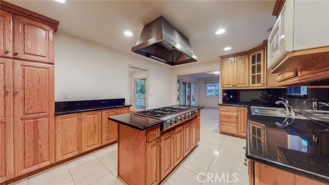 849 San Vicente Road, Arcadia CA: https://media.crmls.org/medias/2bbcc7e0-bf1c-462e-968b-e9120399c7b8.jpg