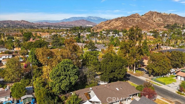 Detail Gallery Image 68 of 70 For 4290 Ramona Dr, Riverside,  CA 92506 - 3 Beds | 2/1 Baths