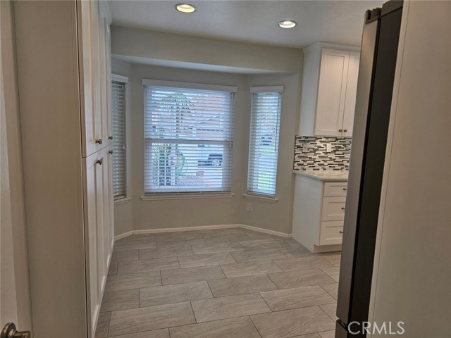 Detail Gallery Image 12 of 31 For 26208 Sival Ct, Valencia,  CA 91355 - 2 Beds | 2 Baths