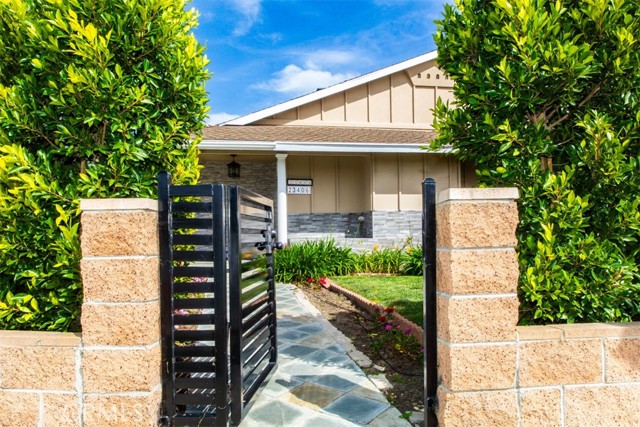 Detail Gallery Image 8 of 68 For 23404 Anza Ave, Torrance,  CA 90505 - – Beds | – Baths