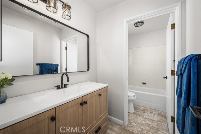 Detail Gallery Image 27 of 33 For 3729 N Weston Pl, Long Beach,  CA 90807 - 5 Beds | 3 Baths