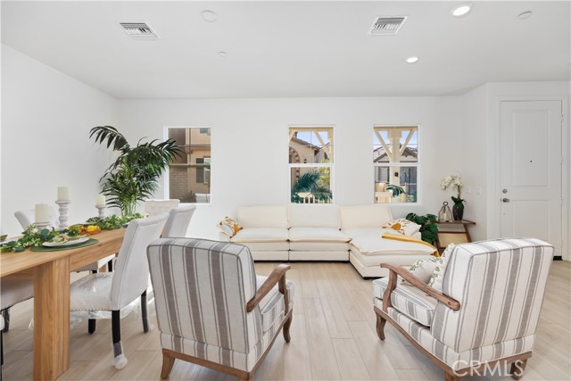 16188 alamo, Chino CA: https://media.crmls.org/medias/2bbf9972-94ed-4c24-a108-d3e3e2629f7a.jpg