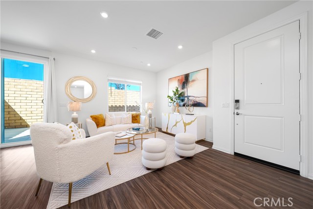 Detail Gallery Image 8 of 38 For 208 Bonita Ln, Rialto,  CA 92376 - 3 Beds | 2/1 Baths