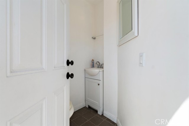 Image 64 of 75 For 2335 San Antonio Avenue