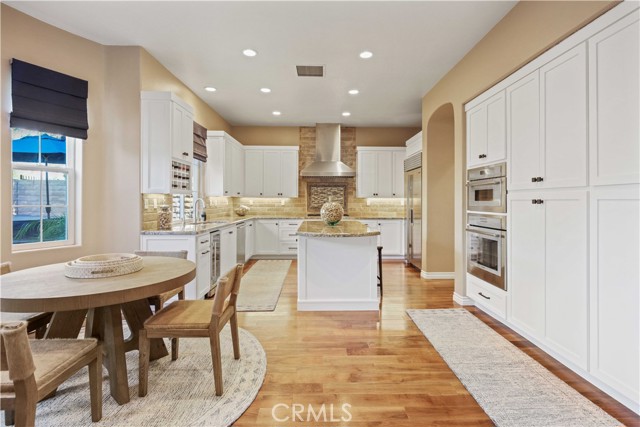 Image 8 of 71 For 26816 Fairlain Drive