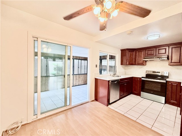 914 Fairview Avenue, Arcadia CA: https://media.crmls.org/medias/2bc2ecd9-1254-4e87-ac83-44bcf47f8417.jpg
