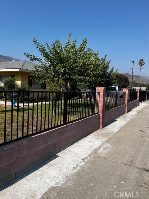 4417 N Mayfield Avenue, San Bernardino CA: https://media.crmls.org/medias/2bc32d09-f8ba-42f1-807c-1a469b75a012.jpg