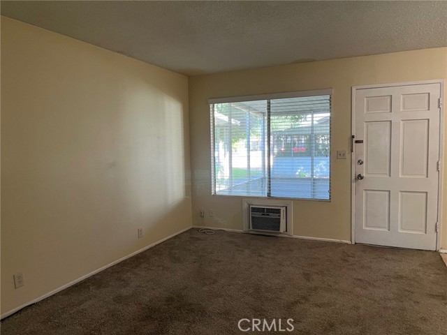 Detail Gallery Image 9 of 24 For 150 E Lakeshore Dr #65,  Lake Elsinore,  CA 92530 - 1 Beds | 1 Baths