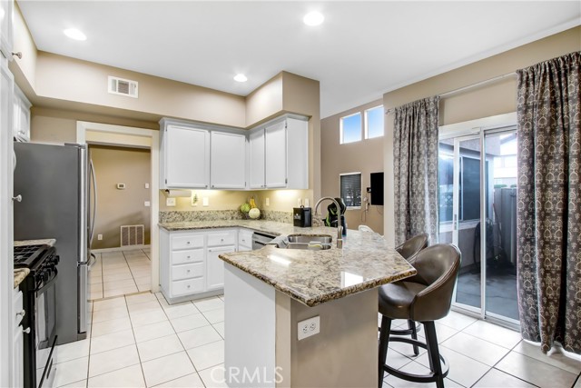 3728 Via Tortola, Riverside CA: https://media.crmls.org/medias/2bc3db89-7dfd-477b-a259-a80a23f05a8a.jpg
