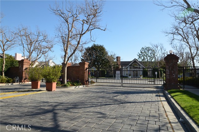 2123 Shelburne Way, Torrance CA: https://media.crmls.org/medias/2bc4f8a4-f5e7-4a12-b4b9-605bd2b9b189.jpg