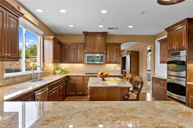 Detail Gallery Image 20 of 71 For 30865 via Norte, Temecula,  CA 92591 - 5 Beds | 4/1 Baths