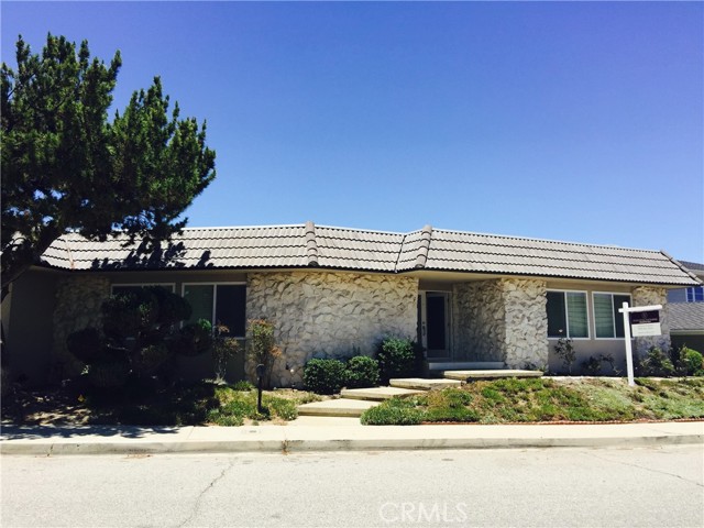 14687 Deervale Place, Sherman Oaks CA: https://media.crmls.org/medias/2bc5530a-6a53-4606-be00-377c86f58be2.jpg