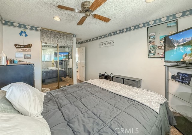 2191 Hilldale Avenue, Simi Valley CA: https://media.crmls.org/medias/2bc59ec2-515b-4dd3-aa4e-0c1b8cee54e4.jpg