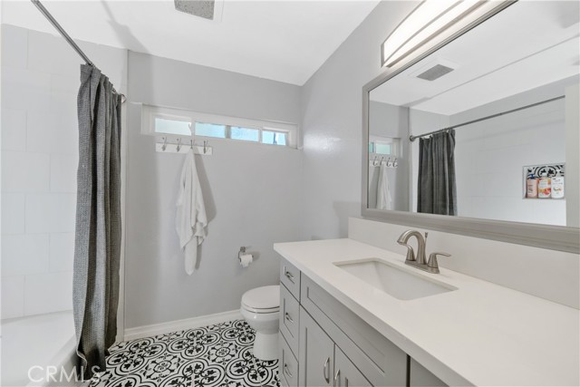 Detail Gallery Image 18 of 38 For 35 Old Wood Rd, Pomona,  CA 91766 - 4 Beds | 2/1 Baths