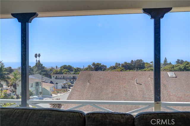 Detail Gallery Image 14 of 57 For 571 San Luis Ave, Pismo Beach,  CA 93449 - 3 Beds | 2 Baths