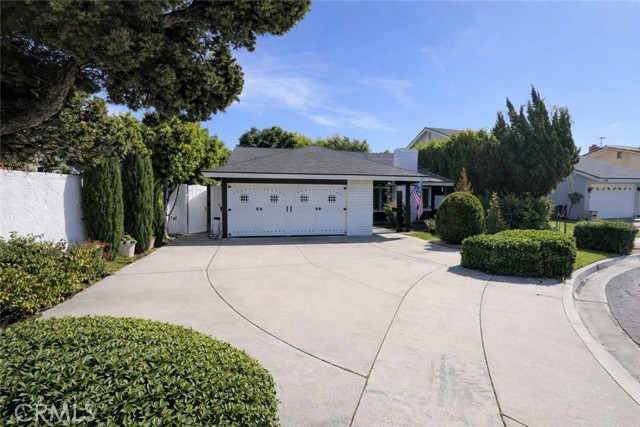 Detail Gallery Image 2 of 29 For 17400 Laurelbrook Ct, Cerritos,  CA 90703 - 3 Beds | 2 Baths