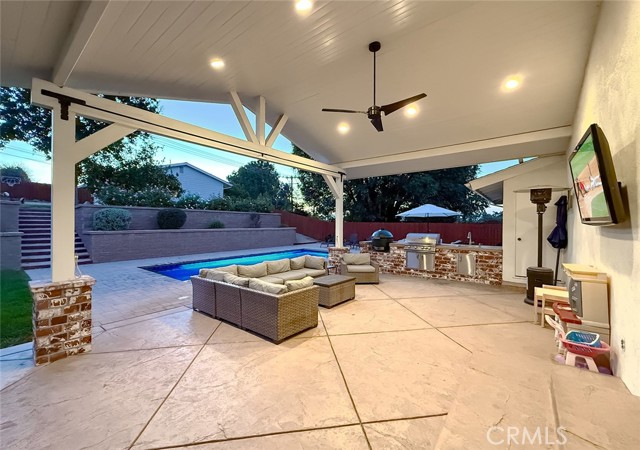 843 Encino Vista Drive, Thousand Oaks CA: https://media.crmls.org/medias/2bc82638-dbcb-4101-beb4-e56032c766a8.jpg