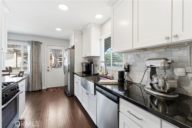 Detail Gallery Image 4 of 24 For 13431 Marlette, La Mirada,  CA 90638 - 3 Beds | 2 Baths