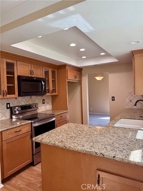 22915 Hazelwood, Lake Forest CA: https://media.crmls.org/medias/2bc88e1e-98c4-4bc3-946d-20457ba04d1d.jpg