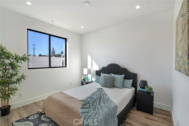13457 Bradley Avenue, Sylmar CA: https://media.crmls.org/medias/2bc8f9ef-3736-4629-8bf5-69662d94c6f7.jpg
