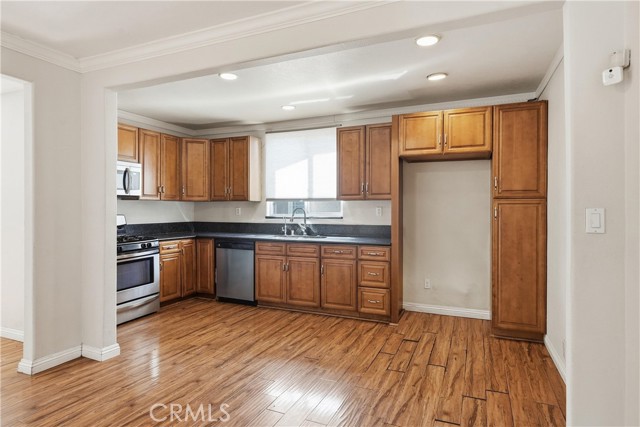 10962 Elm Ave, Lynwood, CA 90262 photo 12
