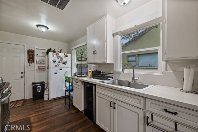 Detail Gallery Image 14 of 32 For 340 Western, Bakersfield,  CA 93309 - 3 Beds | 1 Baths