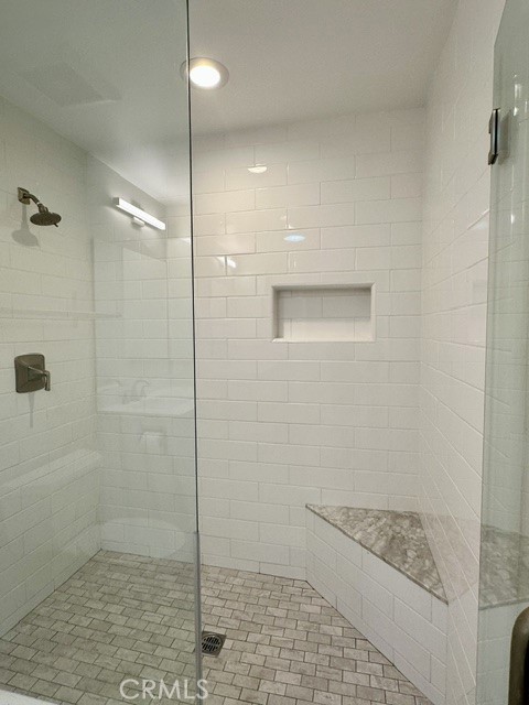 17223 Kingsbury Street, Granada Hills CA: https://media.crmls.org/medias/2bca27dd-1278-4d8e-9c01-cf8b47217fd2.jpg