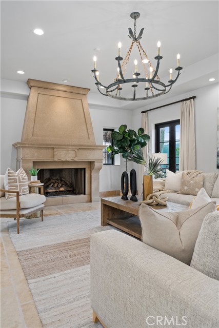 Detail Gallery Image 6 of 66 For 110 via Trieste, Newport Beach,  CA 92663 - 5 Beds | 5/1 Baths