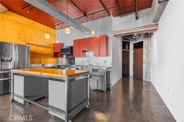 Detail Gallery Image 7 of 43 For 315 E 8th, Los Angeles,  CA 90014 - 2 Beds | 2 Baths