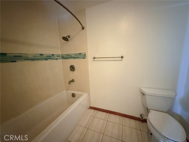 Detail Gallery Image 16 of 21 For 8939 Gallatin Rd #123,  Pico Rivera,  CA 90660 - 3 Beds | 2/1 Baths