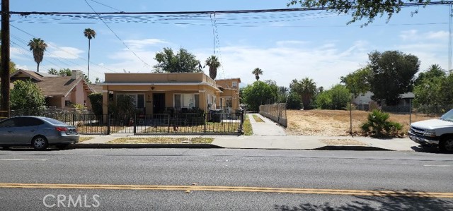 879 N Arrowhead Ave, San Bernardino, CA 92401