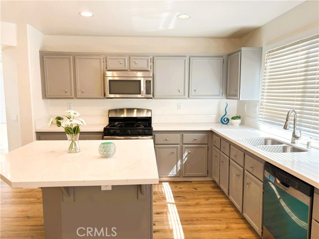488 Towergrove Drive, Corona CA: https://media.crmls.org/medias/2bcd322c-3a4e-42ef-ba9f-e565eeb0722d.jpg