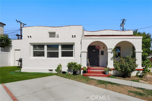 8146 Bright Avenue, Whittier CA: https://media.crmls.org/medias/2bcdcfef-244e-4f4c-be6c-aaefefe6e8e7.jpg