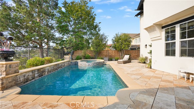 19 Basilica Place, Ladera Ranch CA: https://media.crmls.org/medias/2bce759a-f9c5-4d6d-aa90-c6e2c3d1b97c.jpg