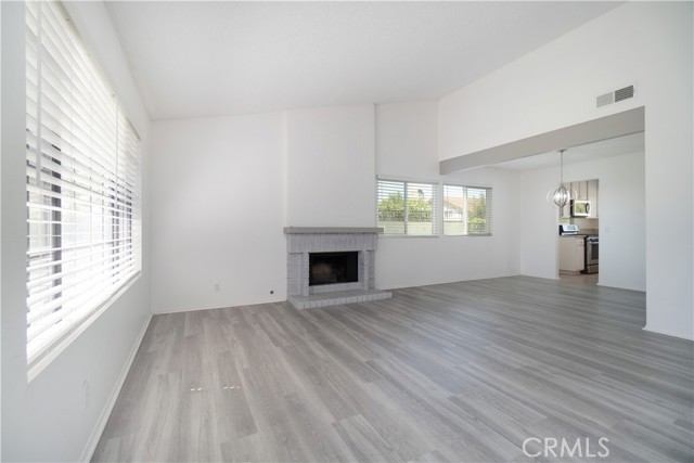 491 Las Lomas Road, Duarte CA: https://media.crmls.org/medias/2bcf7952-672b-4249-a5ce-7c20578b4c29.jpg