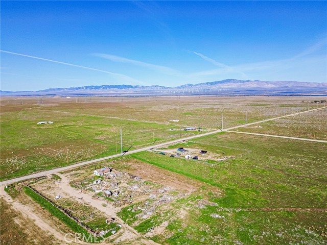 Image 12 of 39 For 49858 110th Street