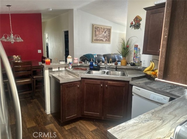 Detail Gallery Image 4 of 23 For 3424 Washington Ave #309,  Santa Ana,  CA 92703 - 4 Beds | 2 Baths