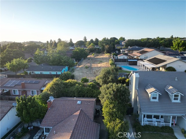 Detail Gallery Image 7 of 9 For 329 Wild Mustard Lane., Paso Robles,  CA 93446 - – Beds | – Baths