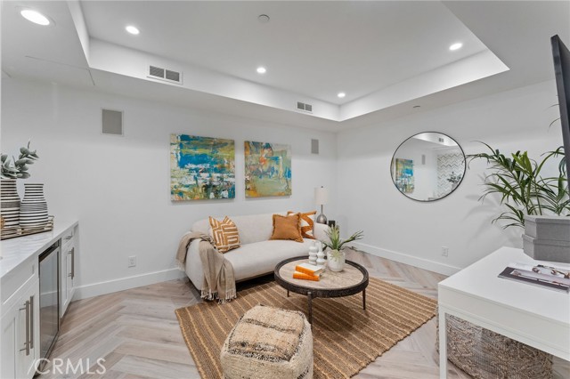 444 Morning Canyon Road, Corona del Mar CA: https://media.crmls.org/medias/2bd1770f-ebc5-4b22-9a83-ddd5a2501df3.jpg