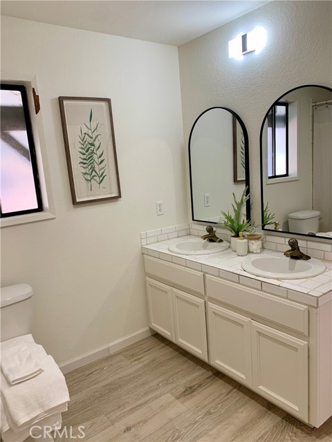 19779 Mountain Meadow S, Hidden Valley Lake CA: https://media.crmls.org/medias/2bd1c343-cc23-4783-b6d8-7dffce0f04bd.jpg