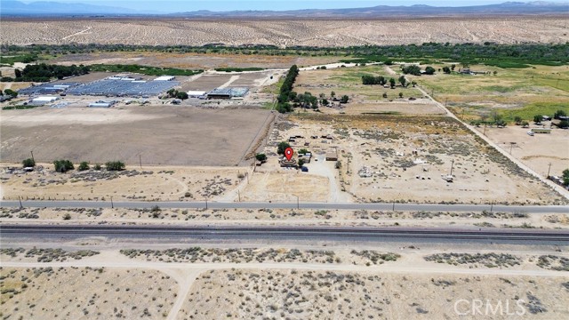 22731 Bryman Road, Oro Grande CA: https://media.crmls.org/medias/2bd2f8a6-539d-455d-80f0-6c04de7a98f8.jpg