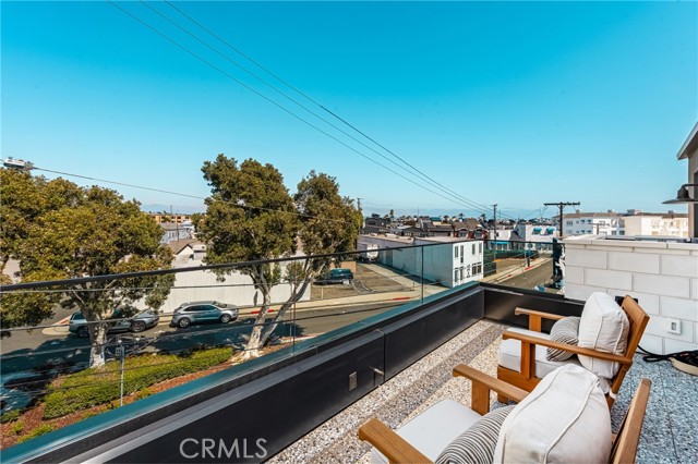 412 29th Street, Newport Beach CA: https://media.crmls.org/medias/2bd335c7-16c3-44e0-b4b3-3908a2a63602.jpg