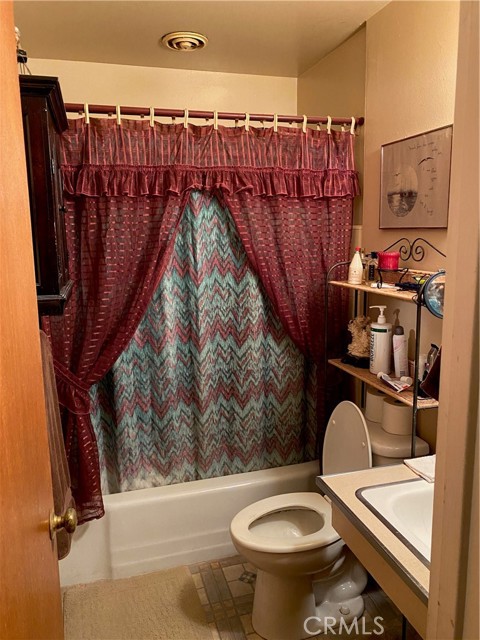 Detail Gallery Image 15 of 26 For 2410 S St, Merced,  CA 95340 - – Beds | – Baths