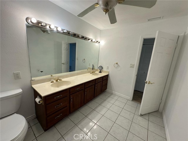 Detail Gallery Image 14 of 24 For 754 via Flora Rd, San Marcos,  CA 92069 - 3 Beds | 2 Baths