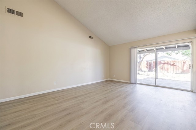 Detail Gallery Image 18 of 37 For 44125 Rodin, Lancaster,  CA 93535 - 4 Beds | 2 Baths