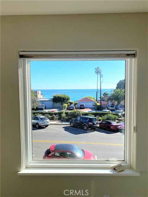 Detail Gallery Image 6 of 20 For 244 Cliff Dr #3,  Laguna Beach,  CA 92651 - 2 Beds | 2/1 Baths