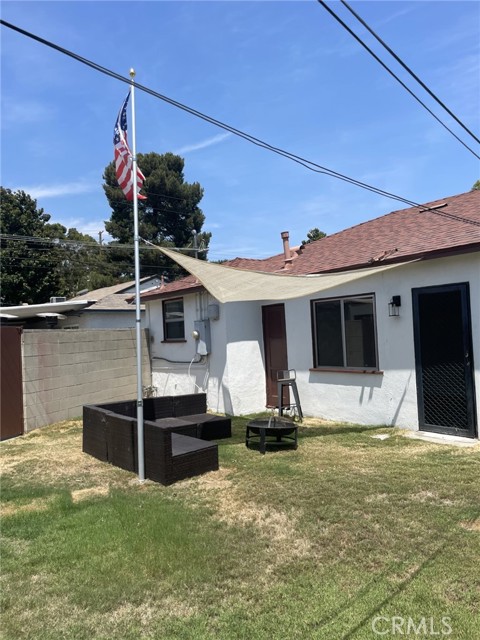 10813 Flallon Avenue, Santa Fe Springs CA: https://media.crmls.org/medias/2bd5c970-6f4b-4484-bec1-83d5fd13d7fd.jpg