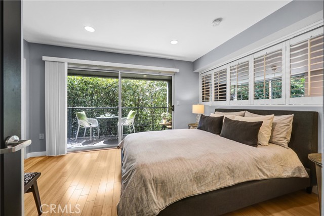 Detail Gallery Image 19 of 31 For 1120 N El Centro #5,  Los Angeles,  CA 90038 - 2 Beds | 2/1 Baths