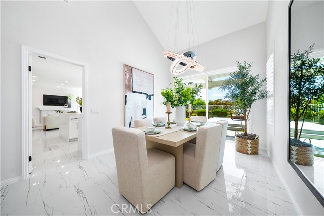 11 High Bluff, Laguna Niguel CA: https://media.crmls.org/medias/2bd72a81-7596-4cca-8cb3-186aa82c2385.jpg